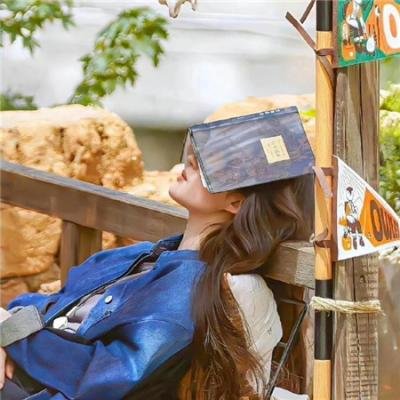 戛纳机密第一季